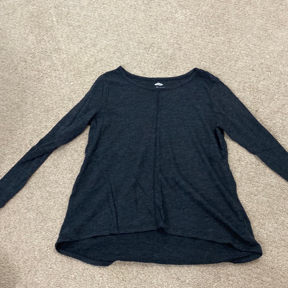 Grey old navy long sleeve tee